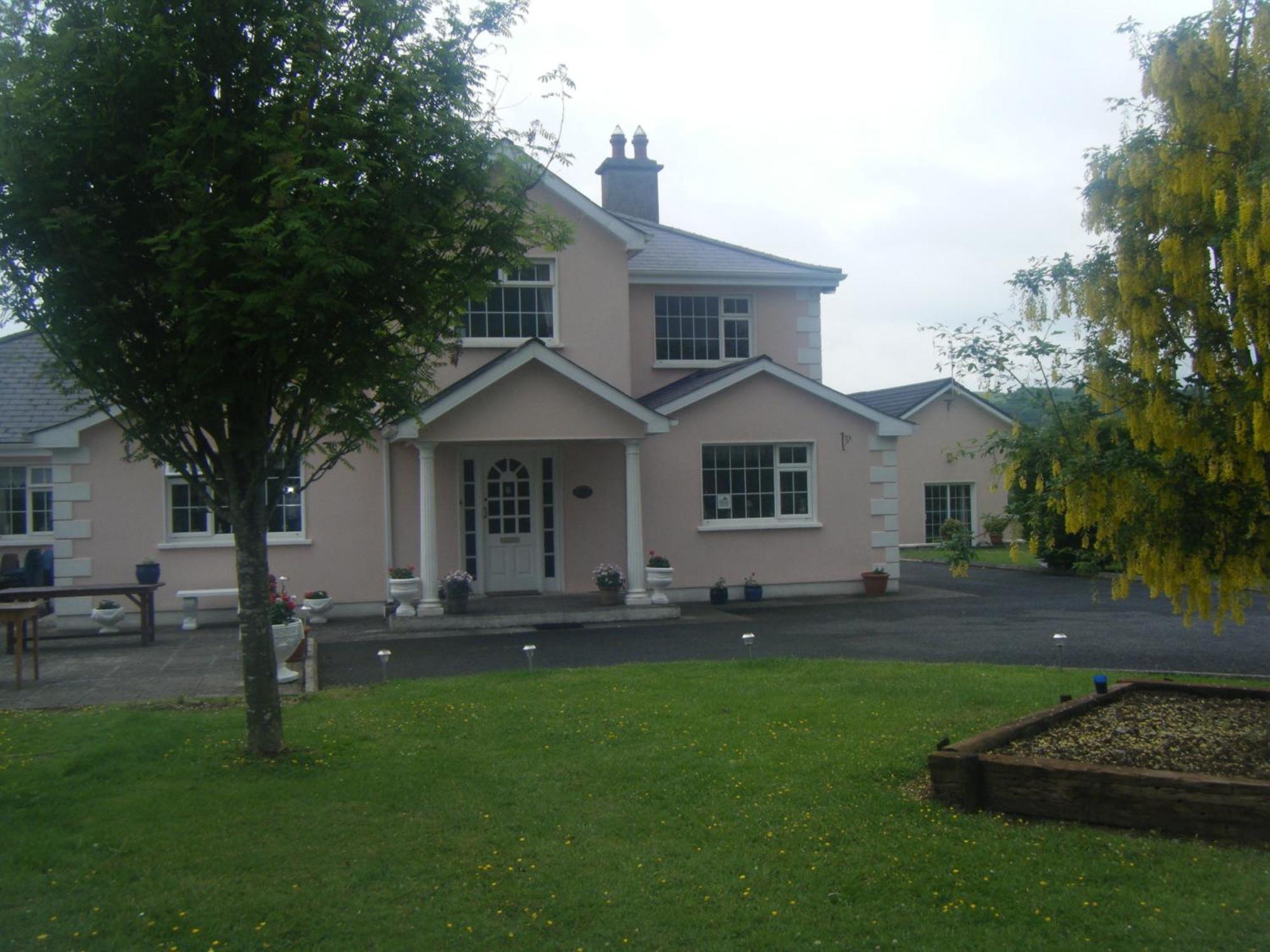 Tir Na Nog B&B Cashel  Exterior photo